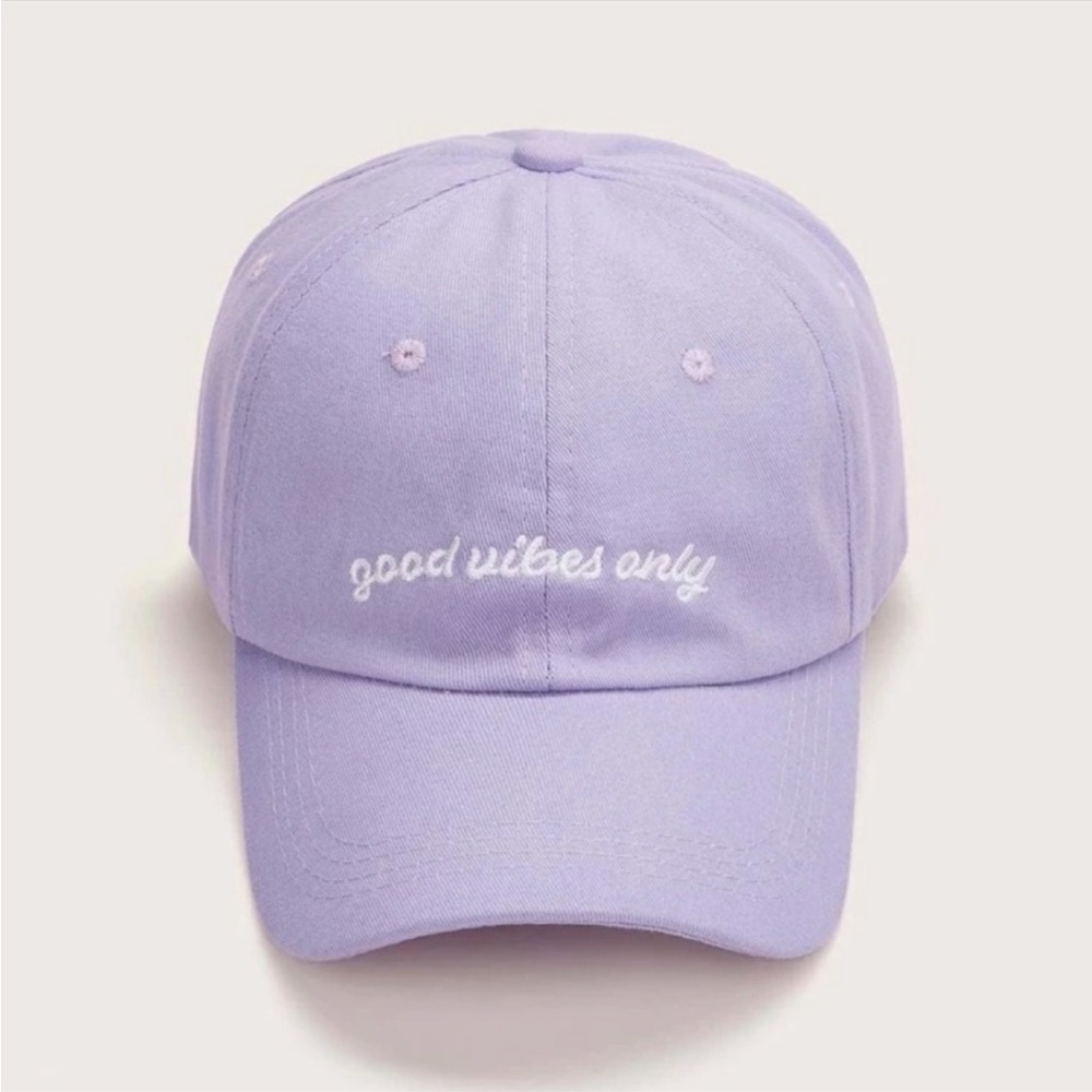 NEW• Good Vibes Only Lilac Baseball Hat